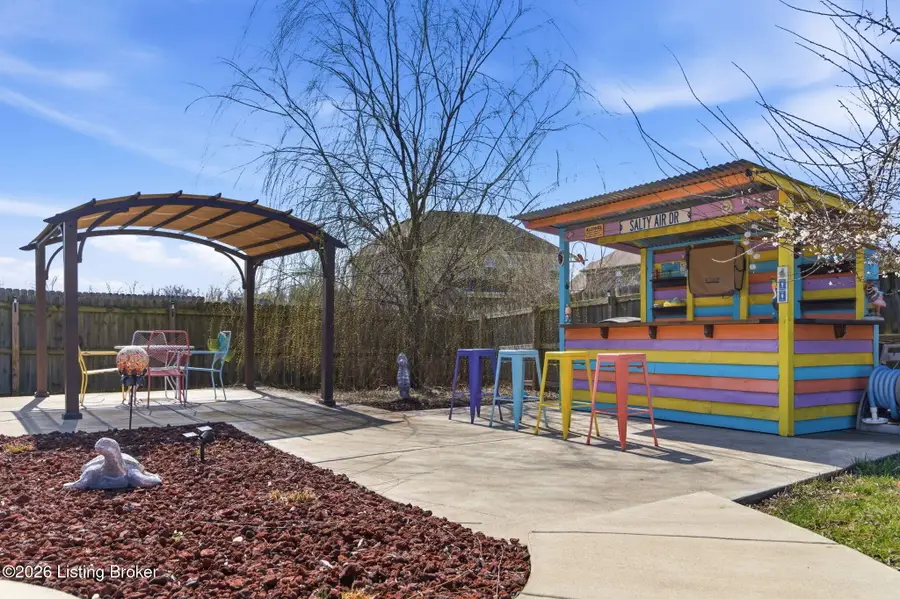 405 Mallard Lake Blvd, Shepherdsville, KY 40165 - #3