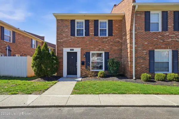 1360 Westlynne Way, Louisville, KY 40222