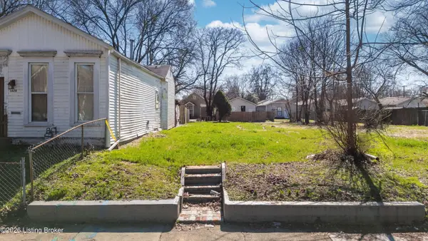 1822 Dumesnil St, Louisville, KY 40210