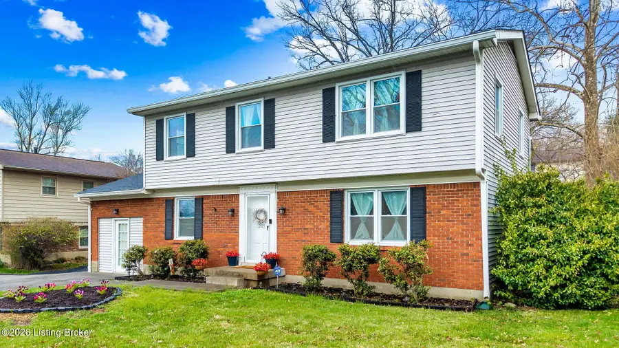 2815 Goose Creek Rd, Louisville, KY 40242 - #2