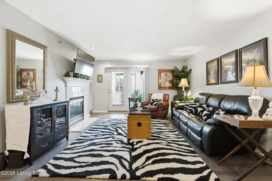 8505 Atrium Dr #103, Louisville, KY 40220 - #3