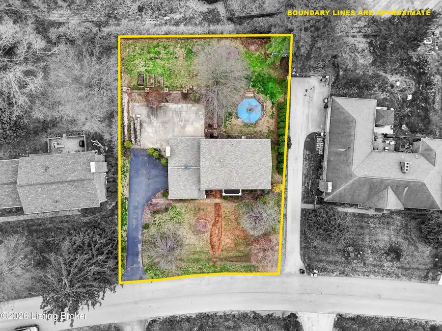 6108 Rodes Dr, Northfield, KY 40222 - #2