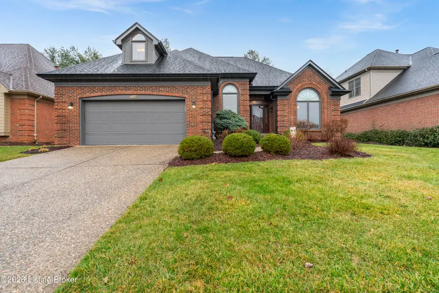 607 Willowhurst Pl, Louisville, KY 40223 - #2
