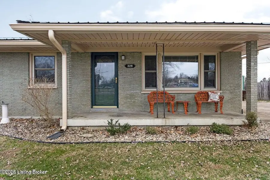 229 Douglas Ln, Shepherdsville, KY 40165 - #3