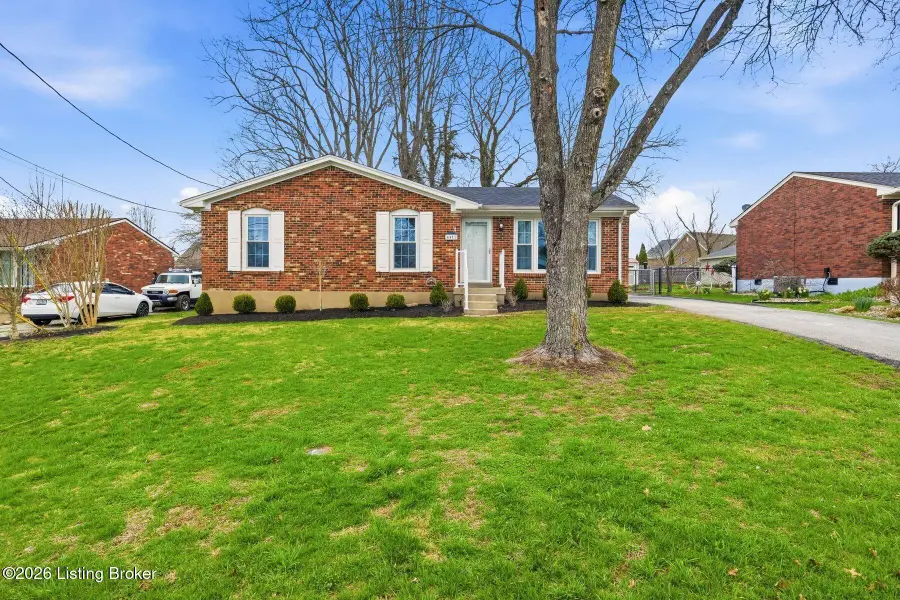 4411 Wendy Hills Dr, Crestwood, KY 40014 - #2