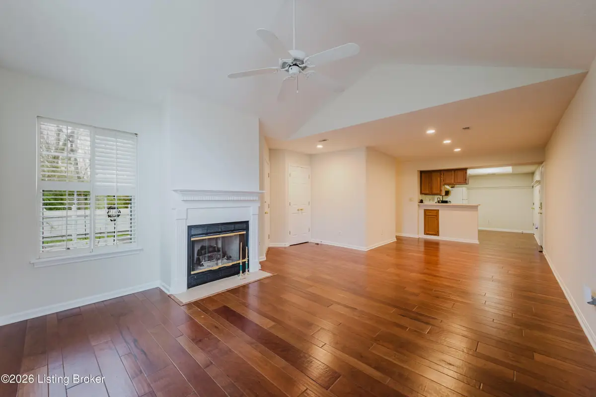 10305 Parkstone Dr, Louisville, KY 40241 - #1