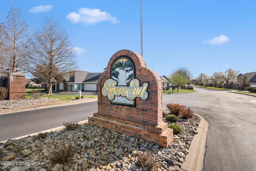 7331 Rivers End Cir, Louisville, KY 40258 - #3