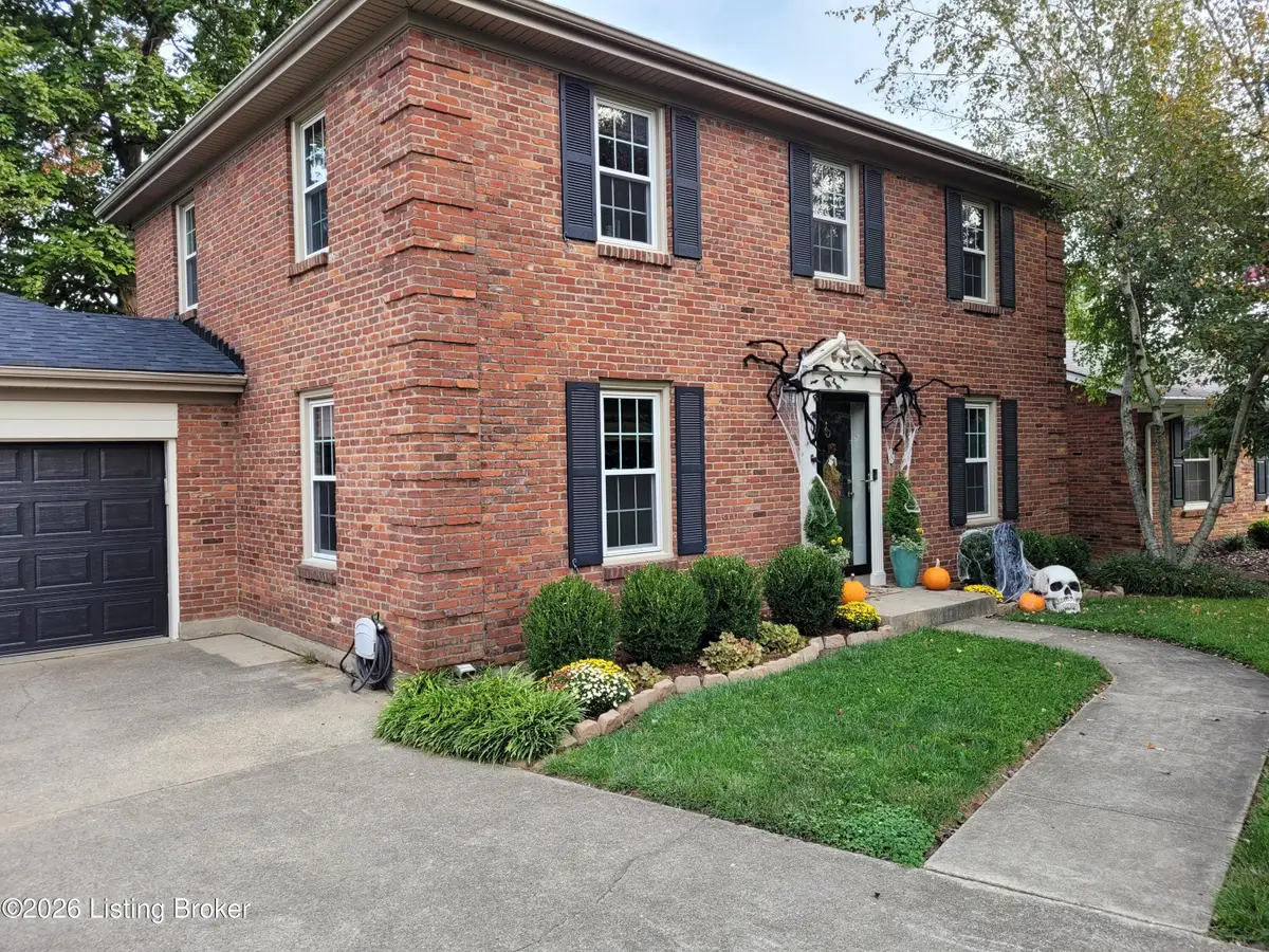 9809 Grenfell Way, Louisville, KY 40242 - #1