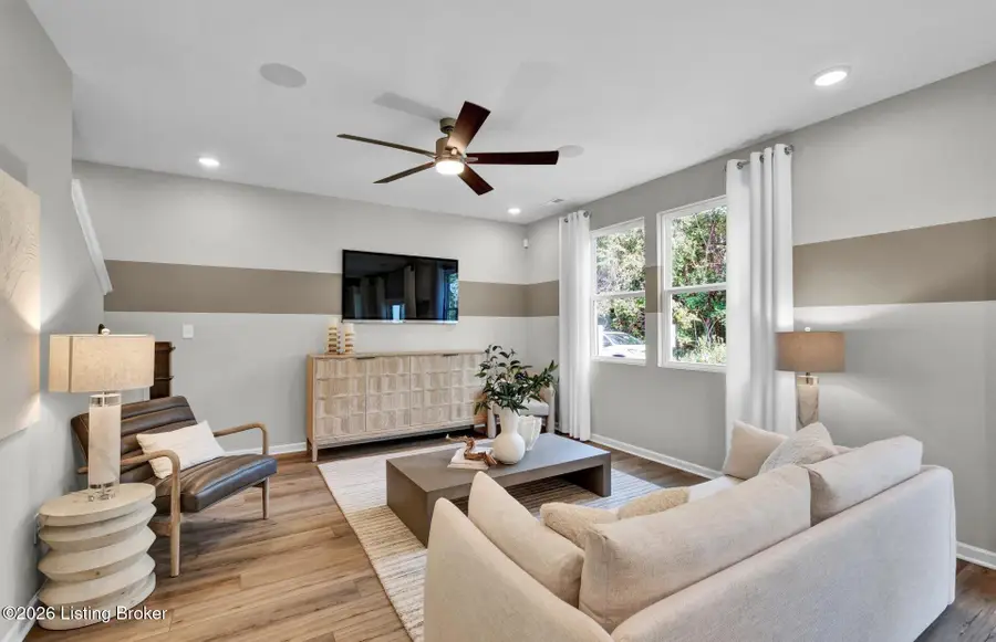 8501 Lysander Dr, Louisville, KY 40214 - #2