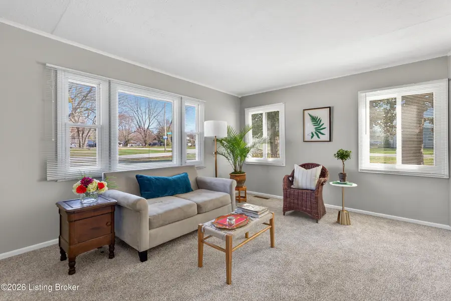 1422 Old Mill Rd, Louisville, KY 40242 - #2