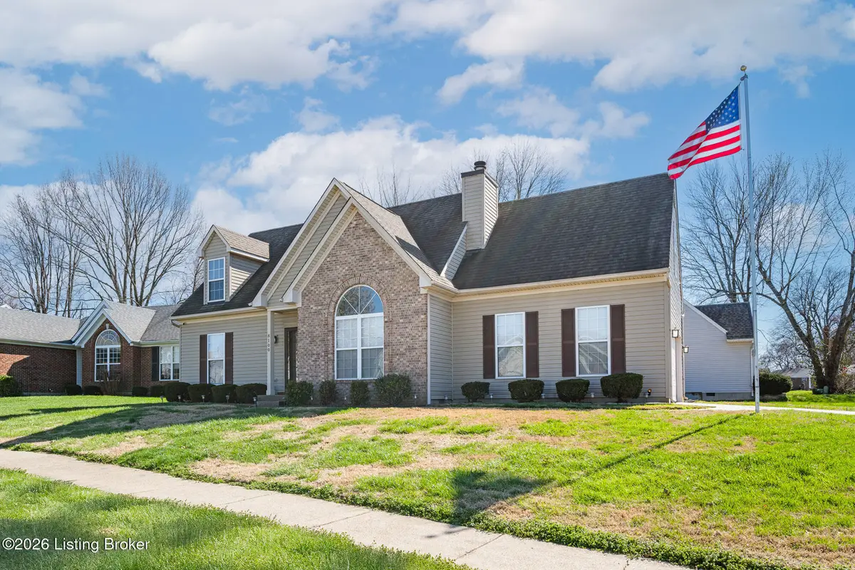 8100 Eagles Crest Ct, Louisville, KY 40291 - #1