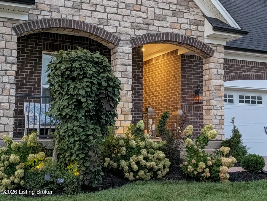 5709 Ruby Falls Dr, Prospect, KY 40059 - #2