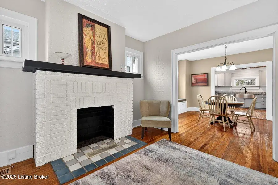 3706 Grandview Ave, Louisville, KY 40207 - #3