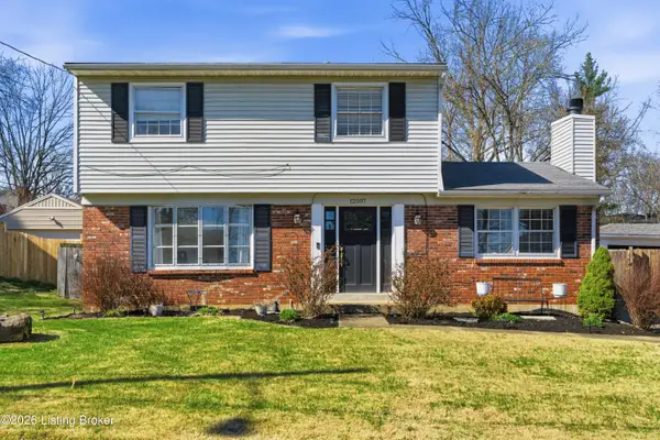 12507 Echo Bridge Rd, Louisville, KY 40243