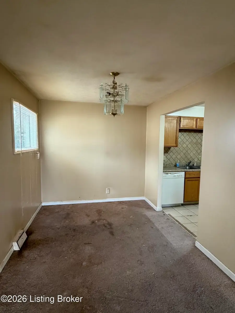 4923 Bluebird Ave, Lynnview, KY 40213 - #3