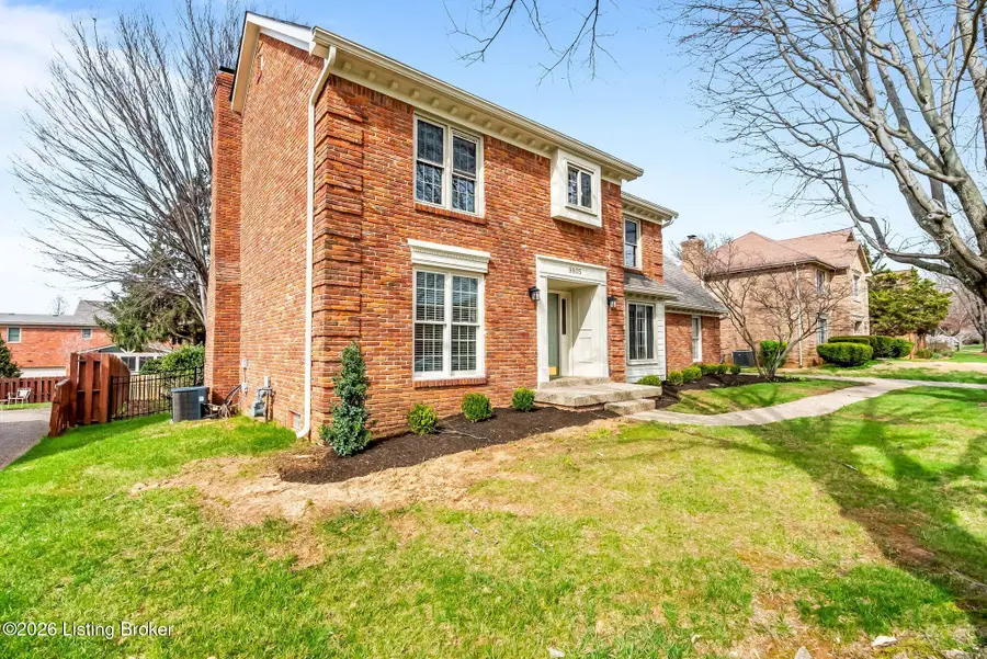 9805 Melissa Dr, Louisville, KY 40223 - #3