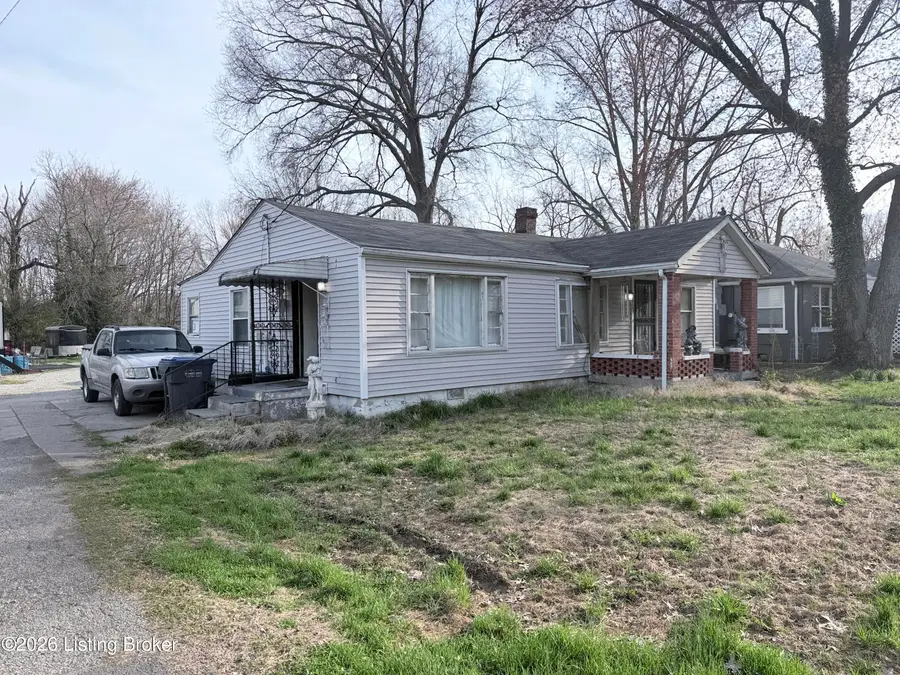 1927 Donald Dr, Louisville, KY 40216 - #3
