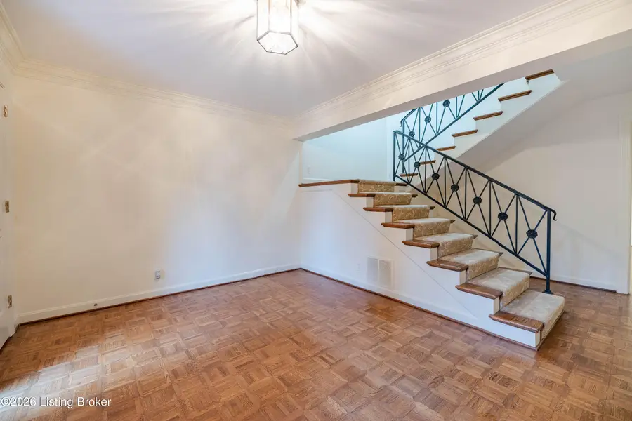 422 Sprite Rd #APT 1, Louisville, KY 40207 - #2