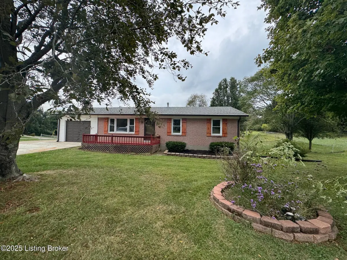 621 Jimwood Dr, Vine Grove, KY 40175 - #1