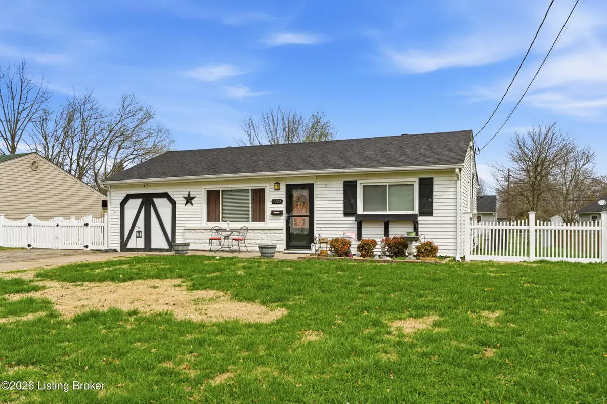 7303 Rainbow Dr, Louisville, KY 40272 - #1