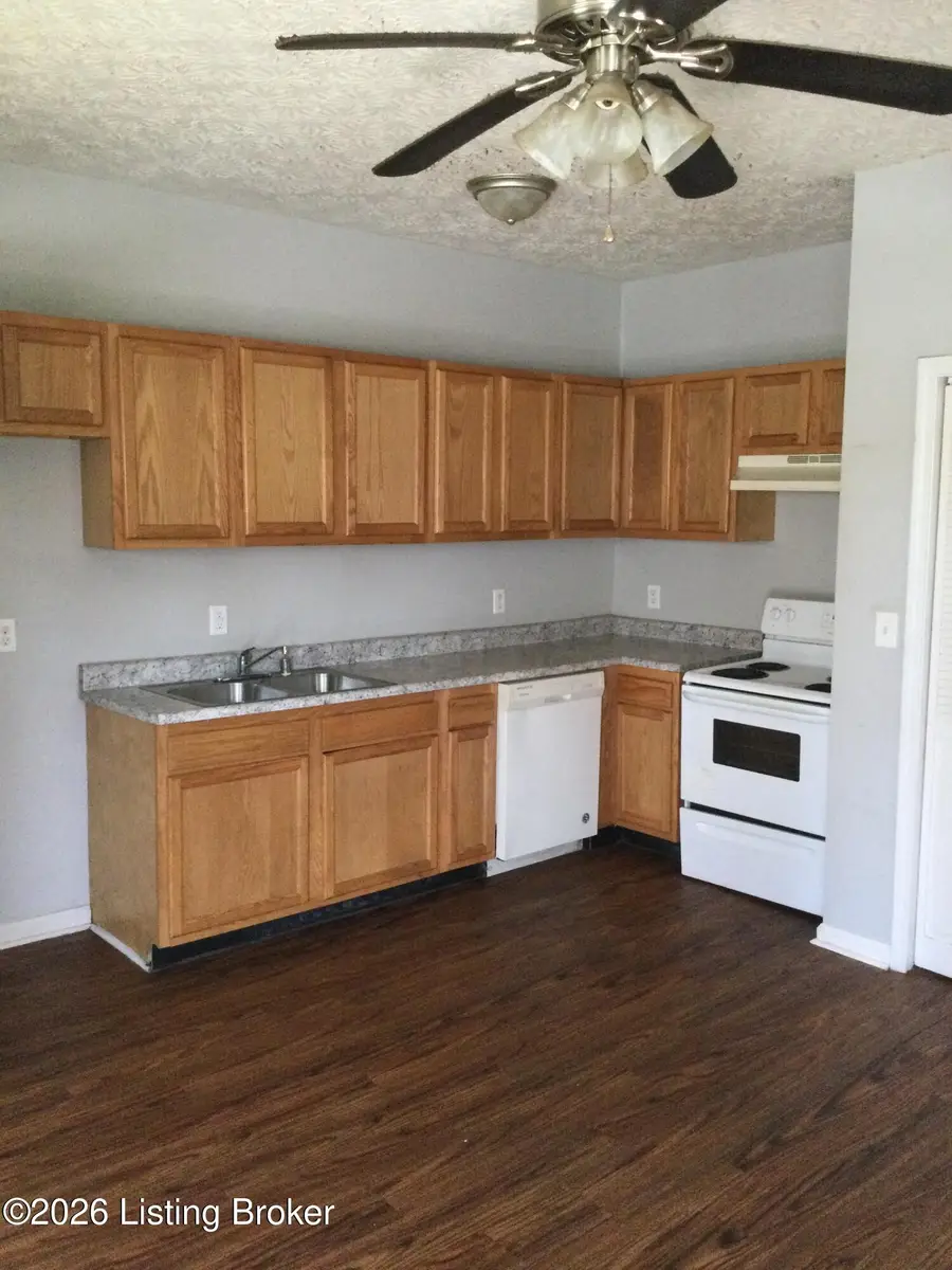 1837 Bank St, Louisville, KY 40203 - #2