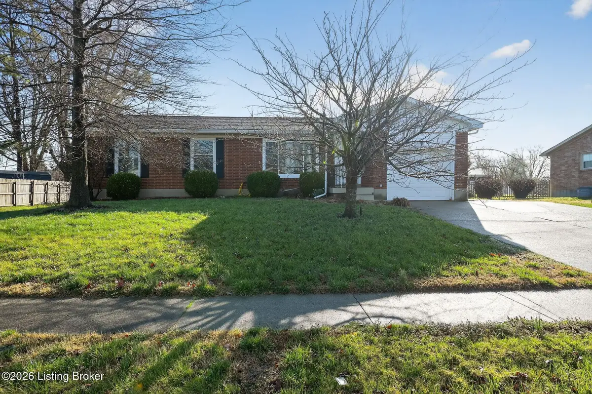 8811 Cottingham Way, Louisville, KY 40258 - #1