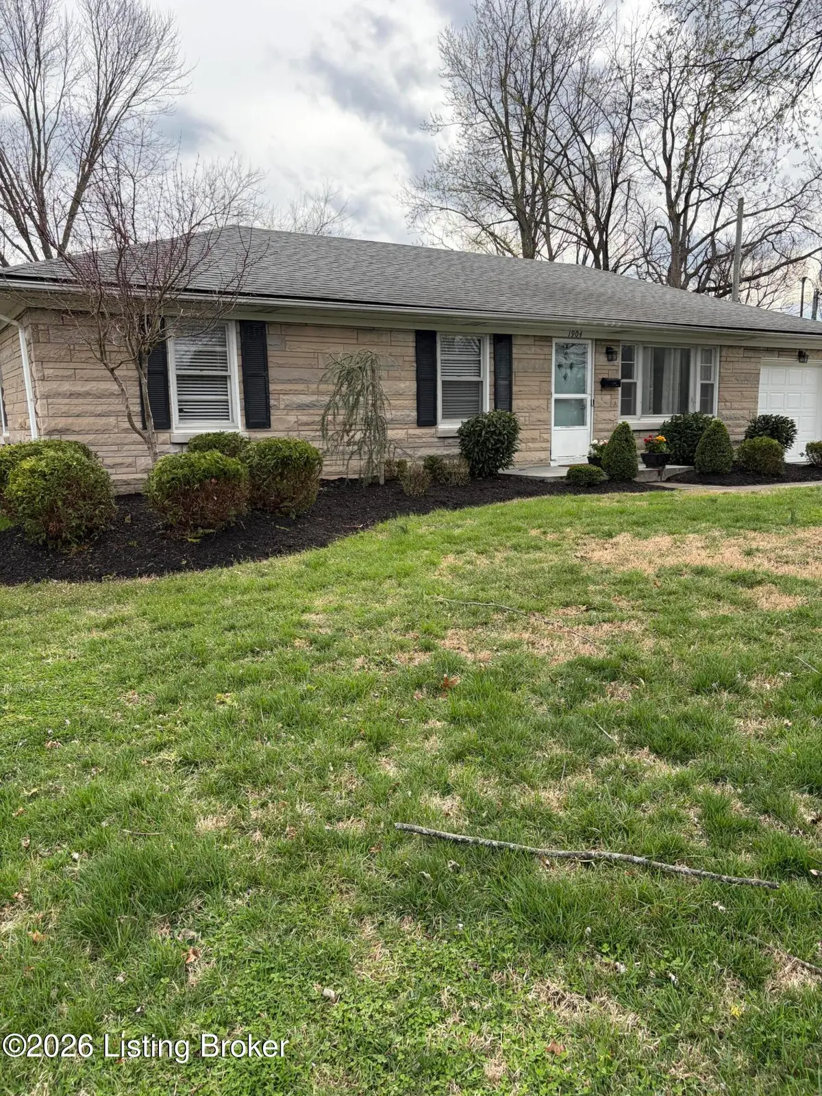 1904 Lampter St, Louisville, KY 40216 - #1