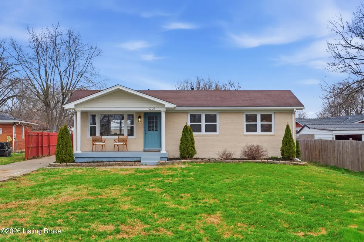 5009 Paramount Dr, Louisville, KY 40258 - #1