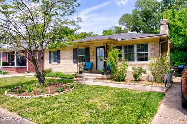 5609 Clearridge Pl, Louisville, KY 40229