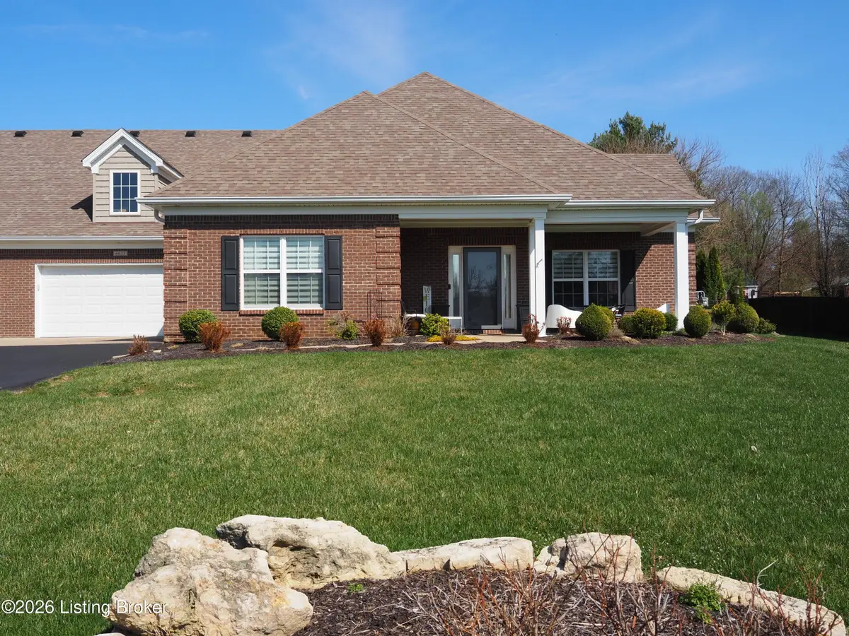 6613 Williamsburg Ct, Crestwood, KY 40014 - #1