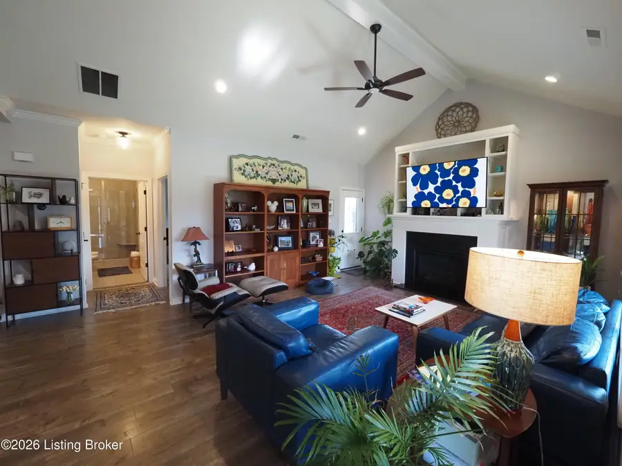 6613 Williamsburg Ct, Crestwood, KY 40014 - #3