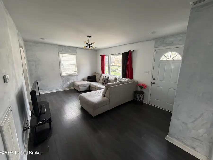 305 N 36th St, Louisville, KY 40212 - #3