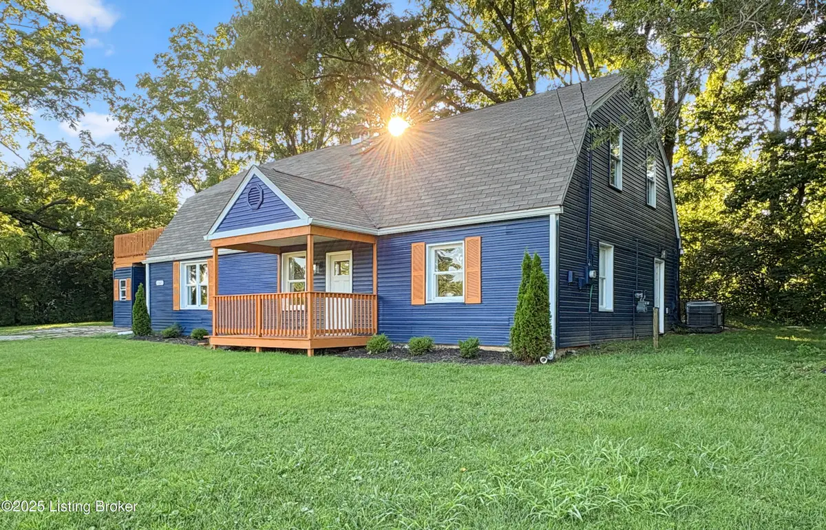 10527 Fairview Ave, Louisville, KY 40299 - #1