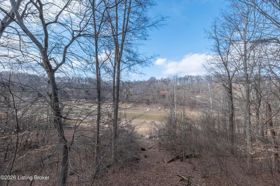 672 Fentress Hideout Ln, Westview, KY 40178 - #2