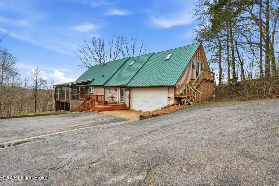 950 Lakeview Dr, Bloomfield, KY 40008 - #2