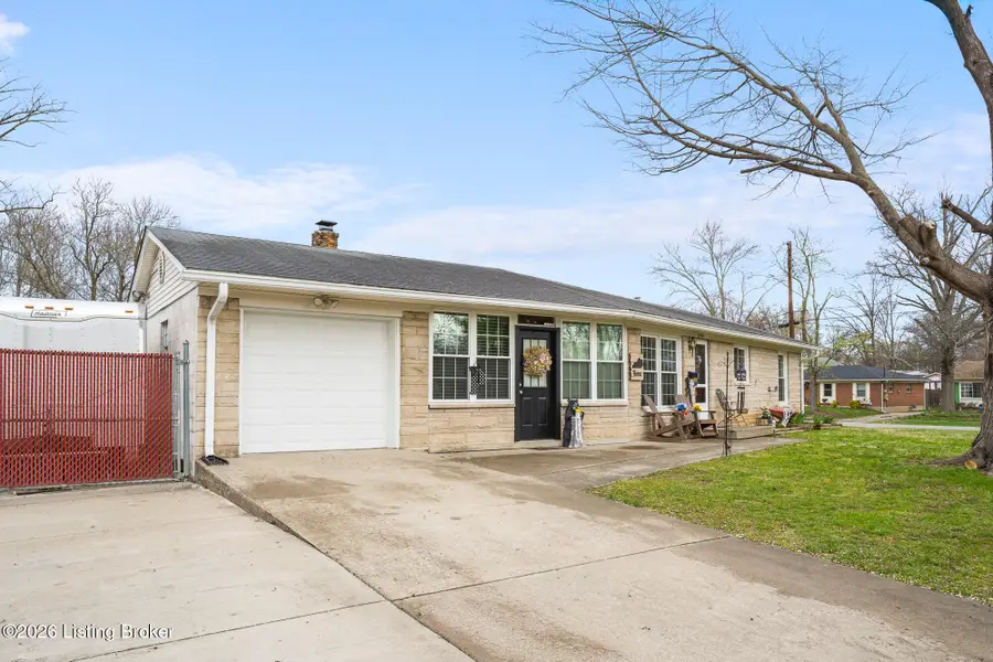 8114 Bost Ln, Louisville, KY 40219 - #2