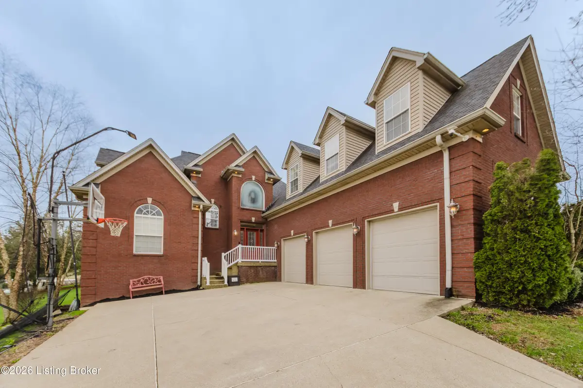 33 River Heights Blvd, Taylorsville, KY 40071 - #1