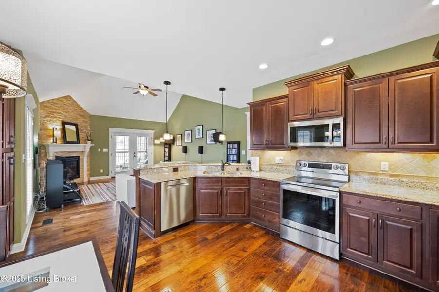 11101 Pebble Creek Dr, Louisville, KY 40241 - #2