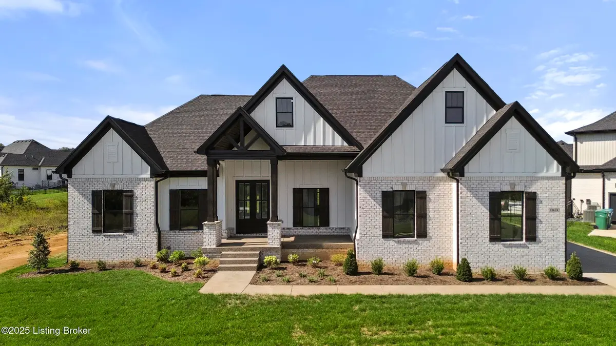 13424 Riggs Lake Ln, Louisville, KY 40299 - #1