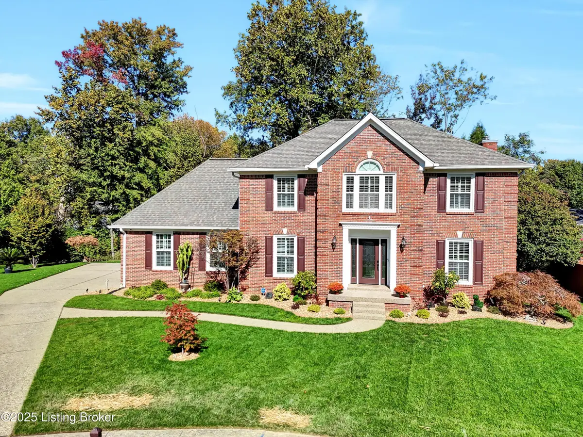 10612 Edgewater Rd, Louisville, KY 40223 - #1