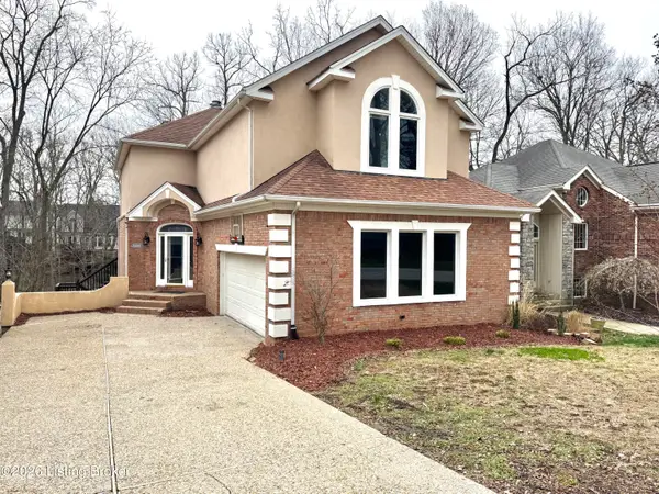 8800 Wooded Trail Ct, Louisville, KY 40220