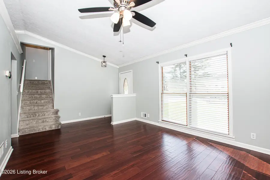 3204 Summerfield Dr, Louisville, KY 40220 - #2