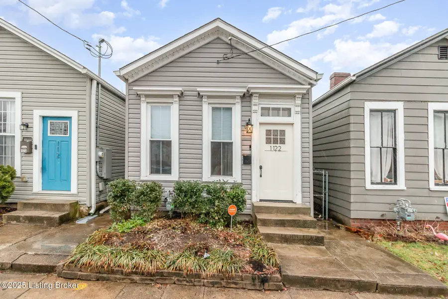 1122 E Burnett Ave, Louisville, KY 40217 - #2