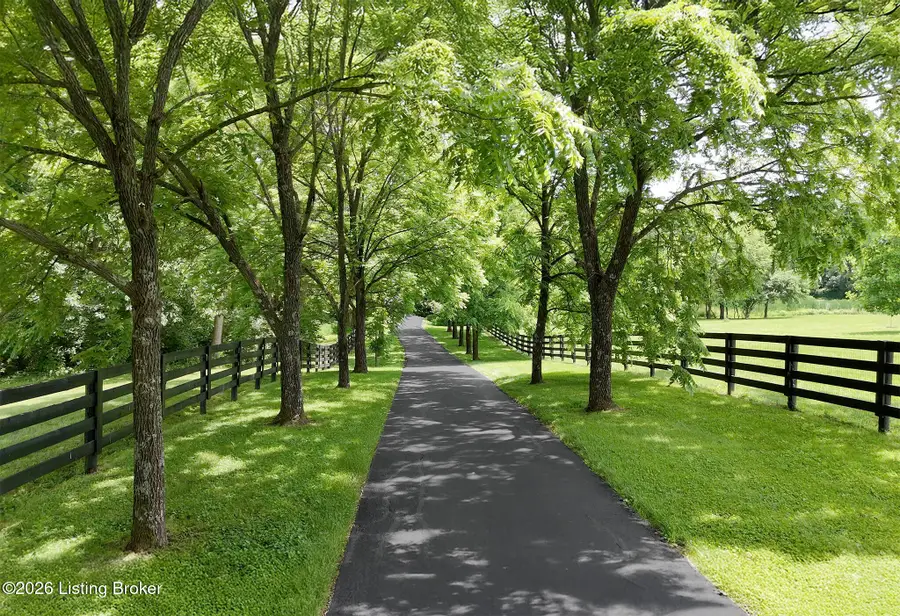 1599 Taylor Wood Rd, Simpsonville, KY 40067 - #3