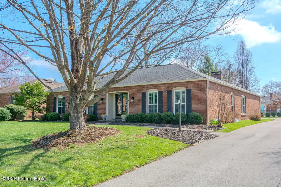 3817 Ashridge Dr, Louisville, KY 40241 - #2