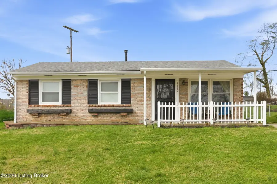 2720 Tregaron Ave, Jeffersontown, KY 40299 - #2