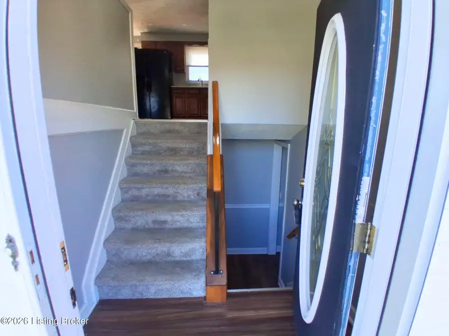 4608 Mud Ln, Louisville, KY 40229 - #2