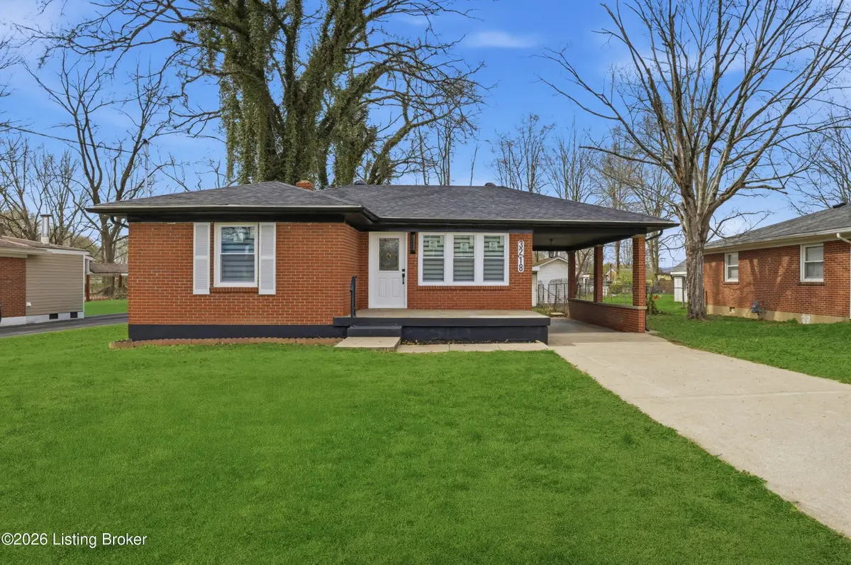 3218 Bridwell Dr, Louisville, KY 40216 - #1