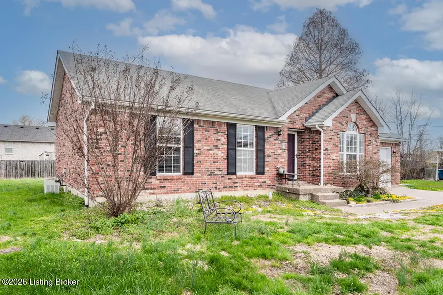 227 Seminole Ct, Shepherdsville, KY 40165 - #2