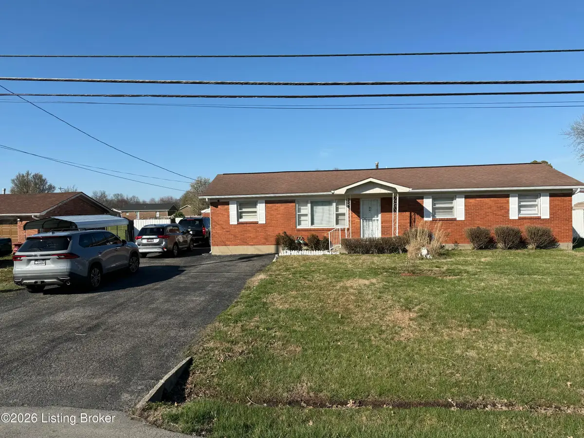 1520 Hillview Blvd, Louisville, KY 40229 - #1